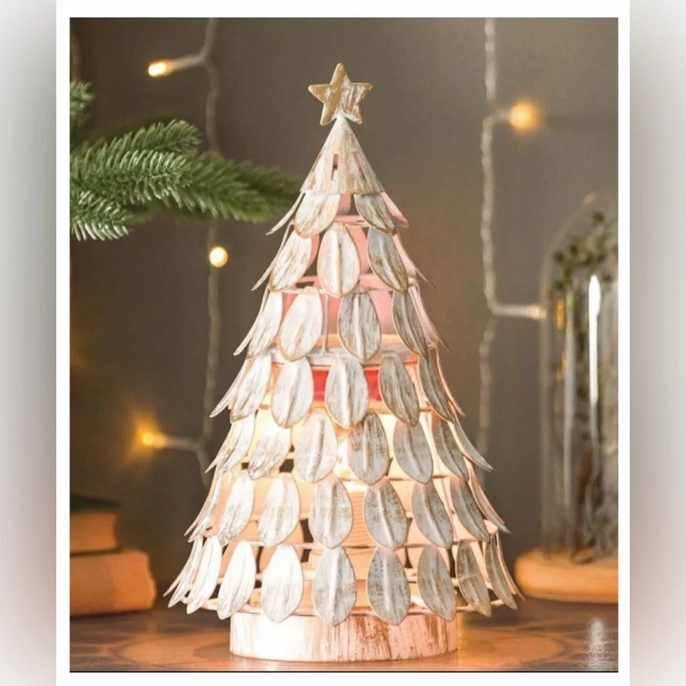 SCENTSY All Aglow Medium White Warmer Christmas Tree Decor Wax Warmer - Picture 1 of 7